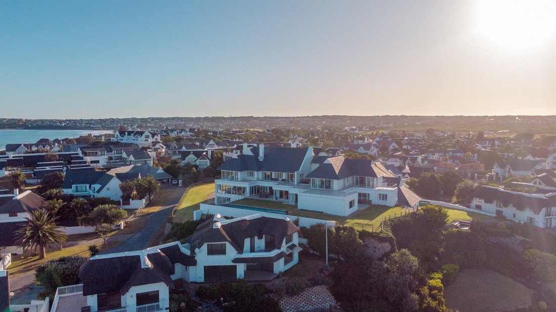 House St Francis Bay In Saint Francis Bay, Eastern Cape, South Africa For Sale (13585431)