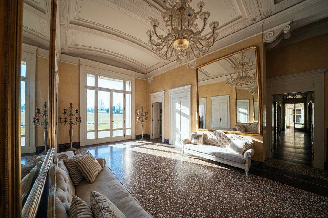 Villa in Sala Baganza, Emilia-Romagna, Italy 4 - 13589636