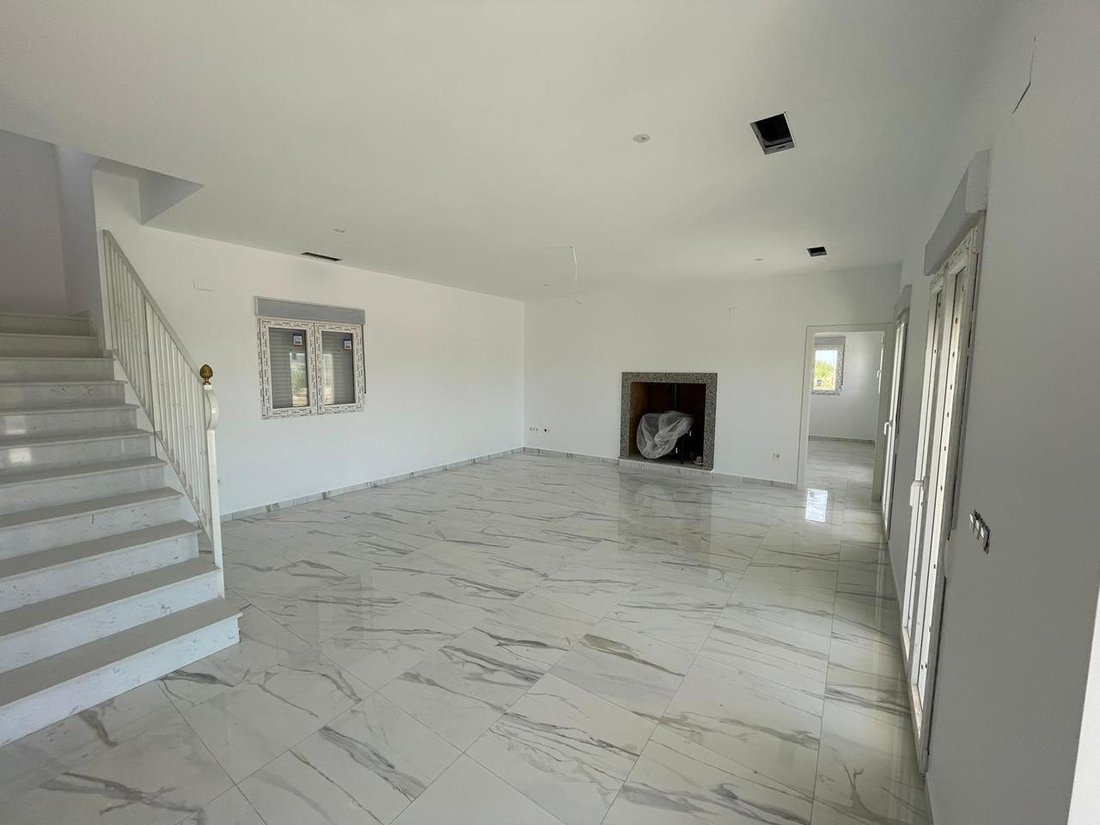 Villa en Pinoso, Comunidad Valenciana, España 3 - 13586320