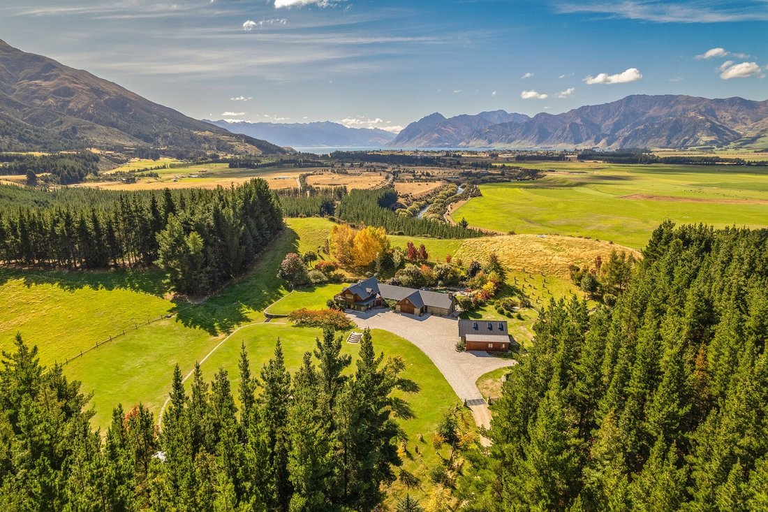 173 Camp Hill Road In Albert Town, Otago, New Zealand For Sale (13589538)