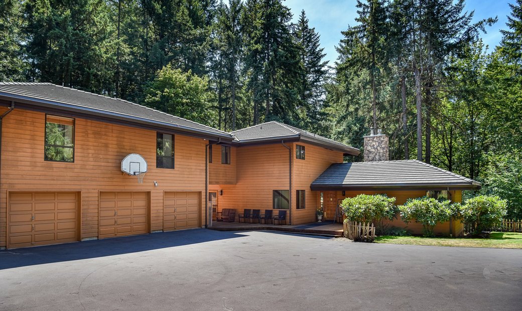 Private 4+ Acre Estate Near Mc Kenzie In Springfield, Oregon, United