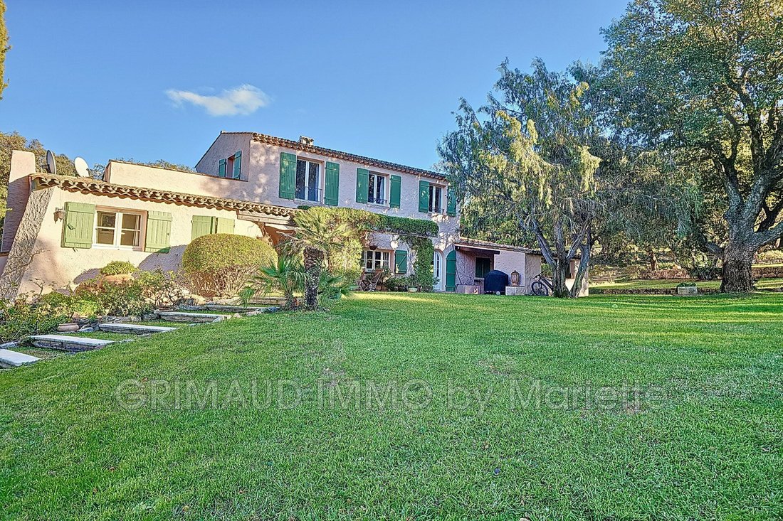 Belle Propriété Provençale Au Plan De La Tour. In Le Plan De La Tour