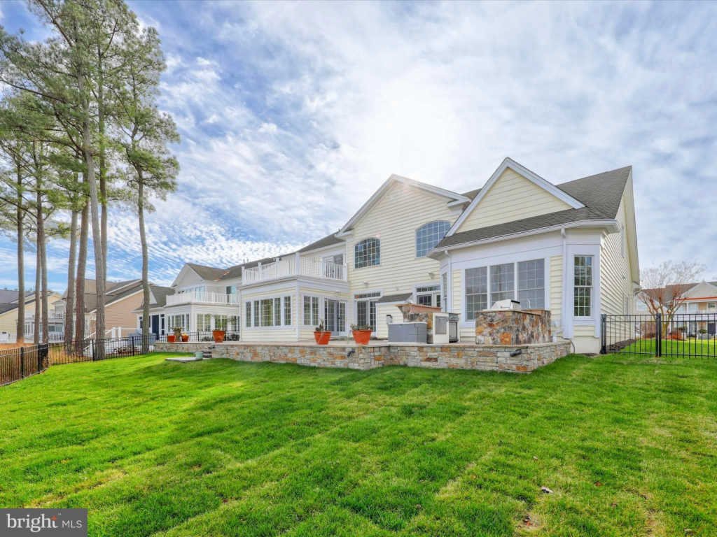 Single Family Detached Ocean View In Ocean View, Delaware, United