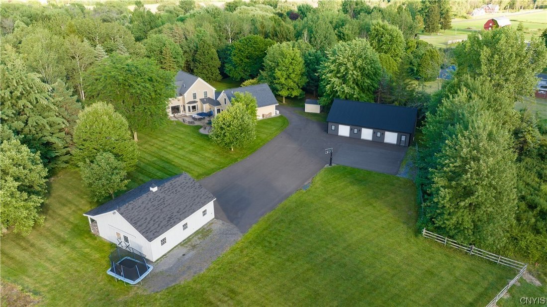 Exquisite Custom Home On Five Acres In New York, United States