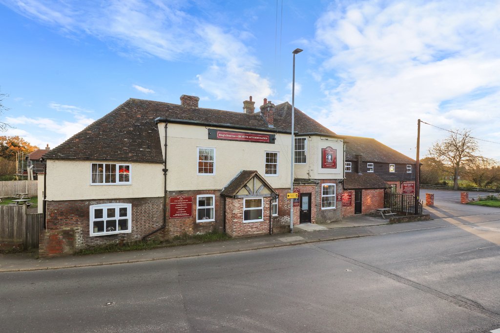 House in Hellingly, England 1 - 13587439