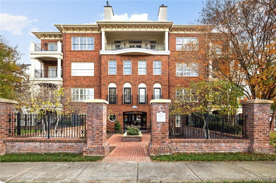 Elegant Penthouse Residence In Esteemed In Richmond, Virginia, United