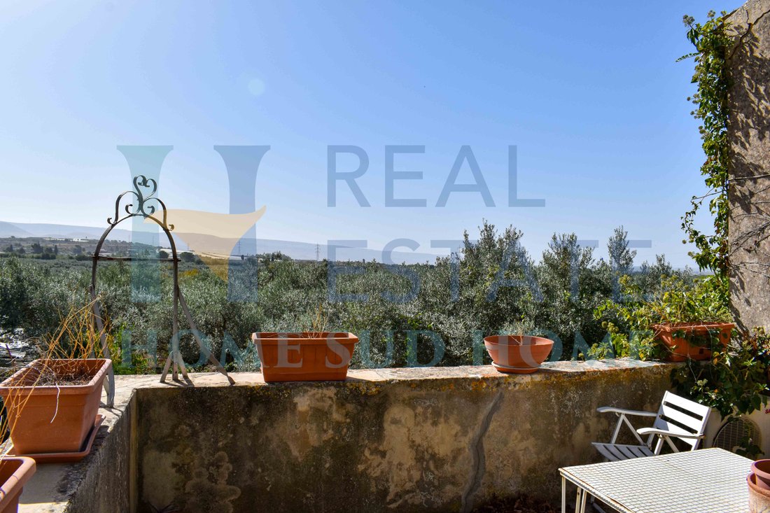 Villa in Chiaramonte Gulfi, Sicily, Italy 4 - 13589655