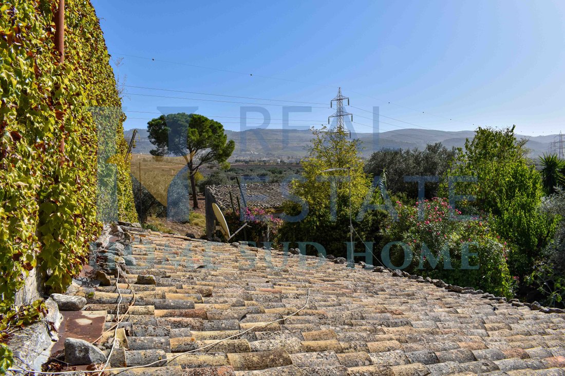 Villa in Chiaramonte Gulfi, Sicily, Italy 3 - 13589655