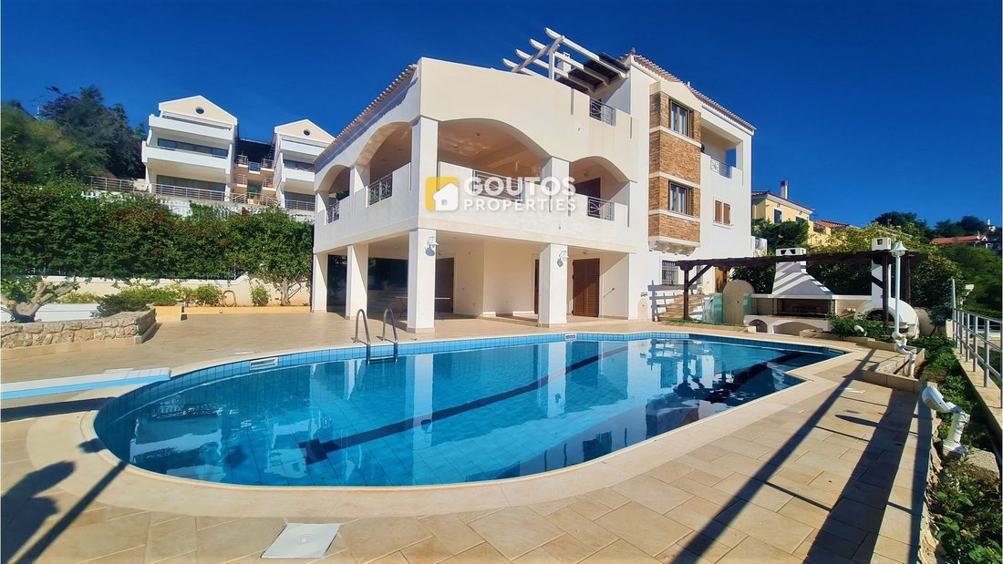 Villa in Koinotita Portoxeliou, Kranidi, Greece 1 - 13422305