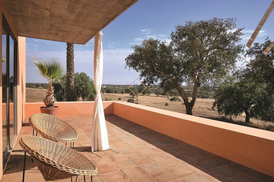 Homestead Charm 9ha In Beja, Beja District, Portugal For Sale