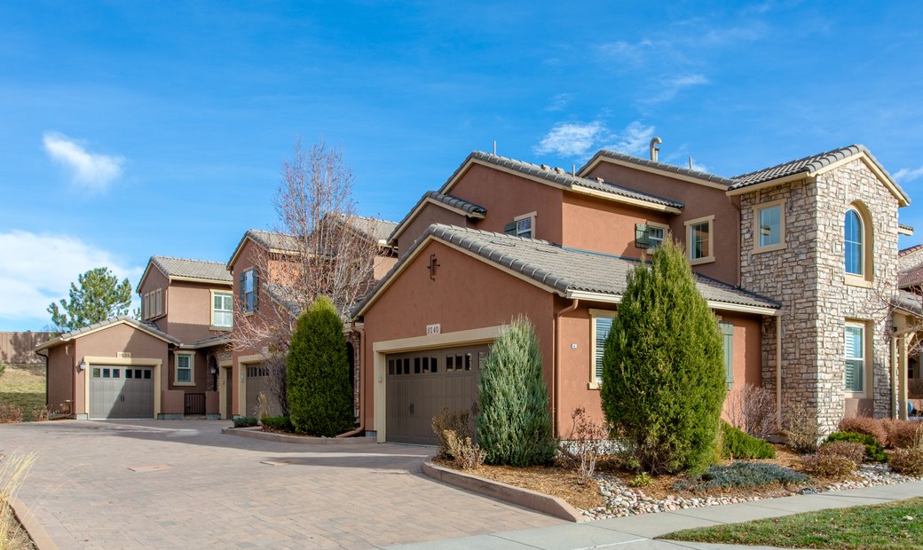 Enjoy The Convenience Of A Rare In Highlands Ranch, Colorado, United