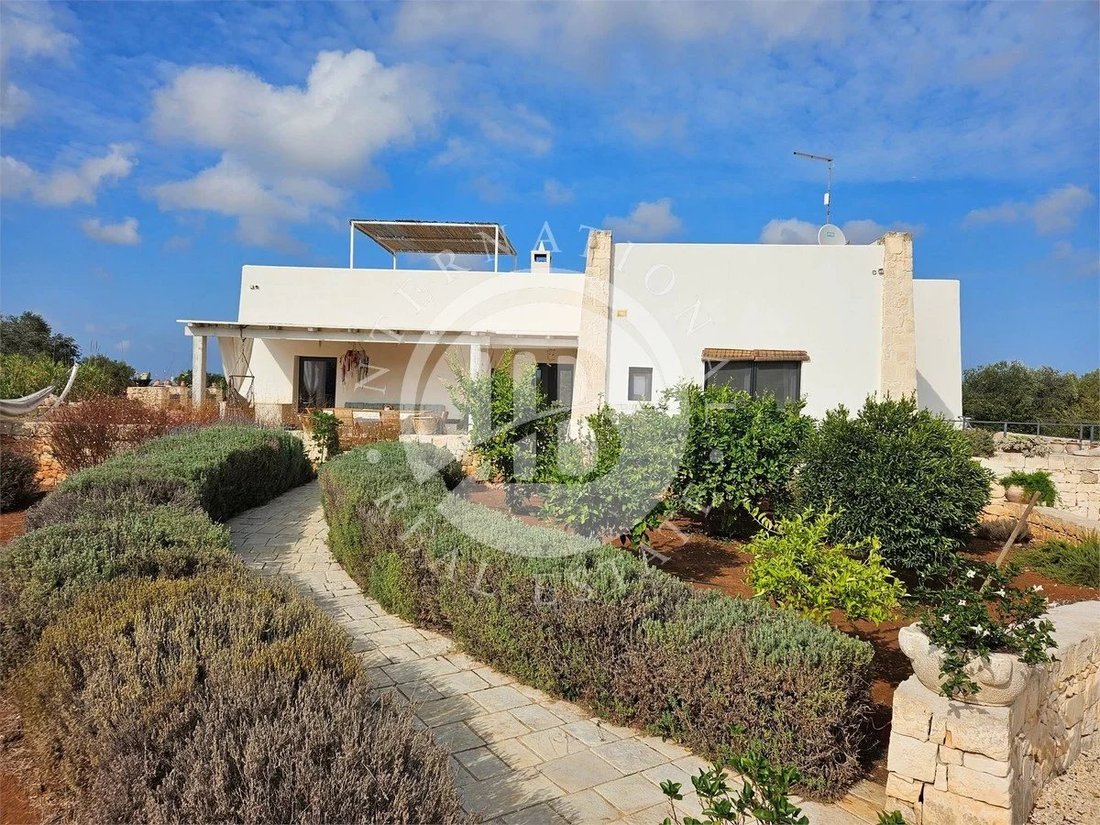 Villa in Carovigno, Apulia, Italy 2 - 13593076
