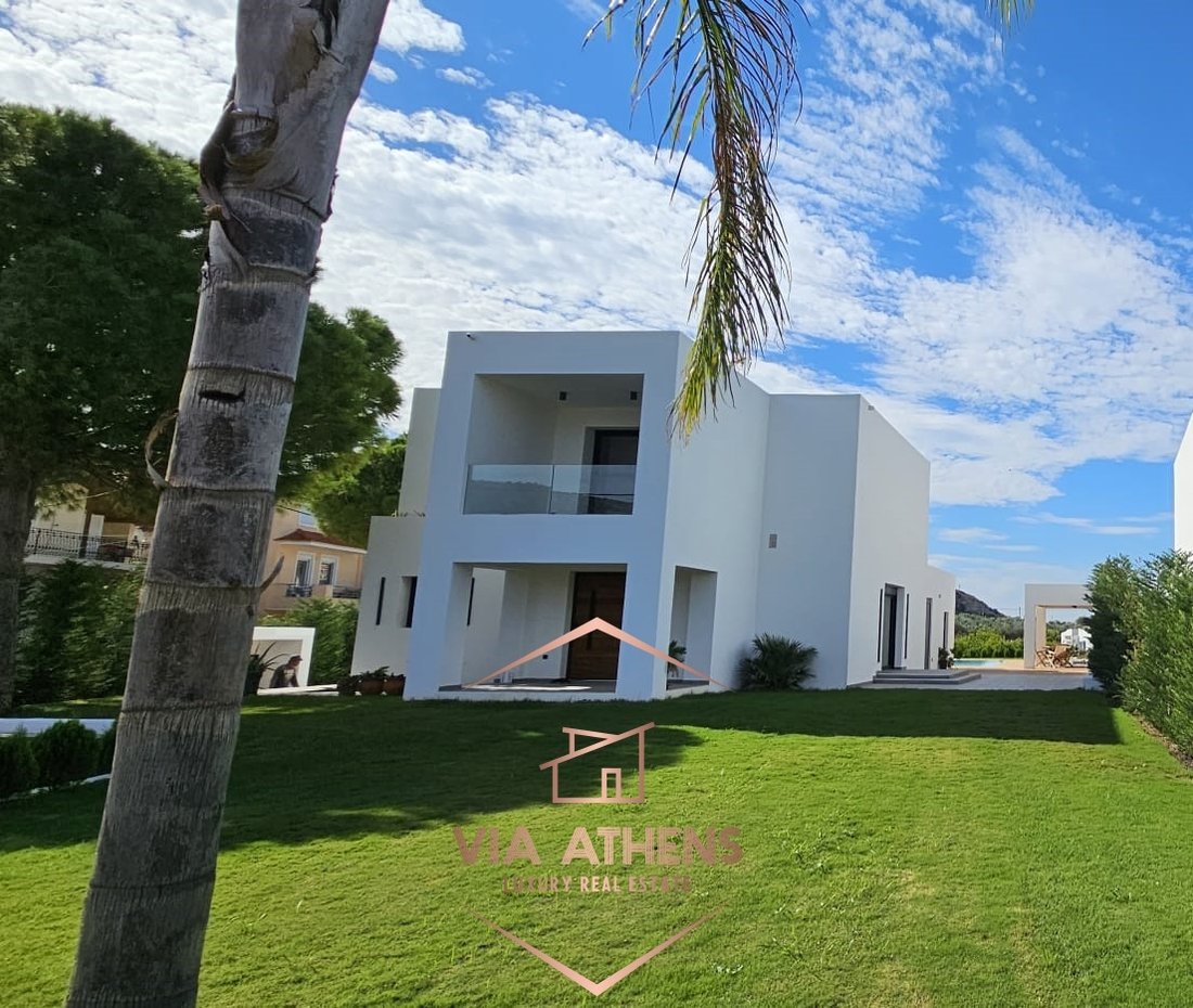 Μinimal Newly Built In Vari, Decentralized Administration Of Attica