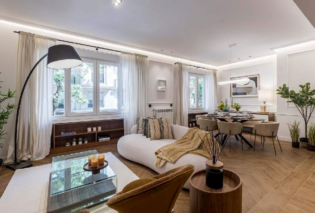 Apartment in Chamberi, Madrid, Spain 2 - 13593318