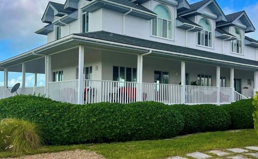 House in Millerton Settlement, Long Island, The Bahamas 1