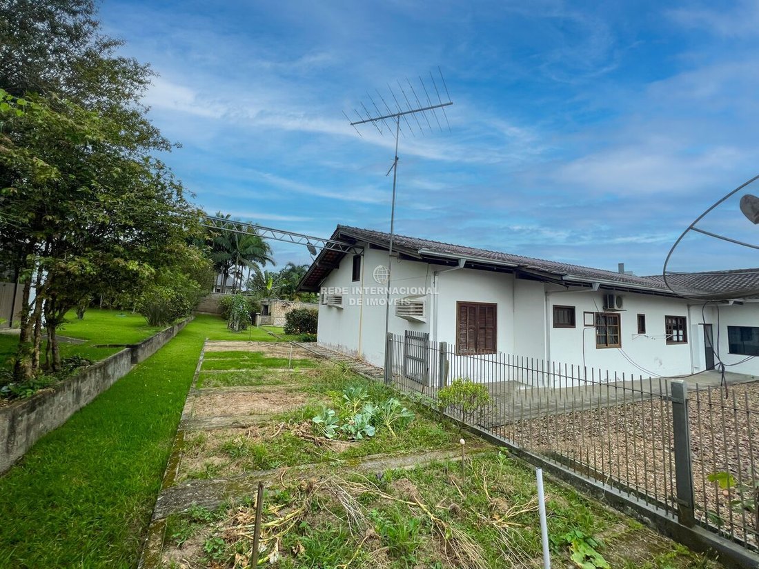 House in Santa Terezinha, State of Santa Catarina, Brazil 3 - 13592952