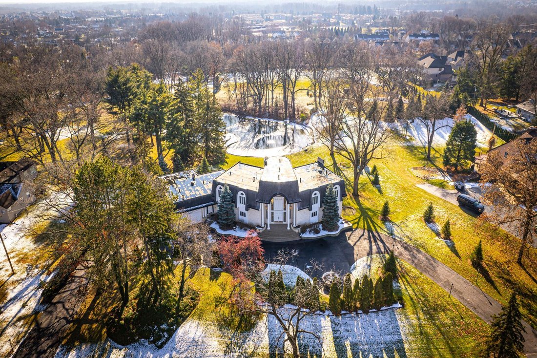 Shelby Twp In Utica, Michigan, United States For Sale (13593710)