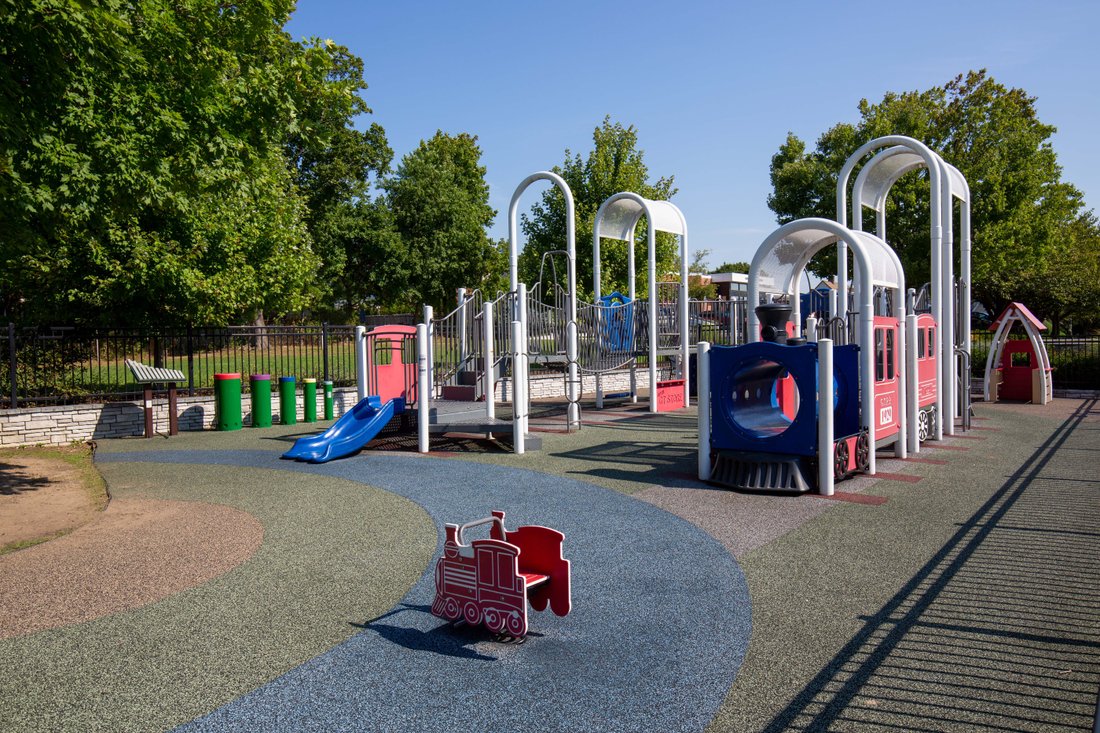 110 Haviland Road In Harrison, New York, United States For Sale (13597611)