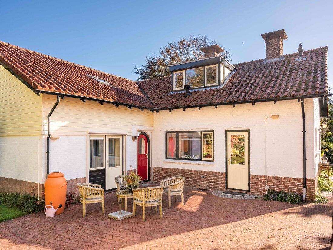 Noordlaan 21 1861 Gm Bergen (Nh) In Bergen, North Holland, Netherlands For Sale (13540840)