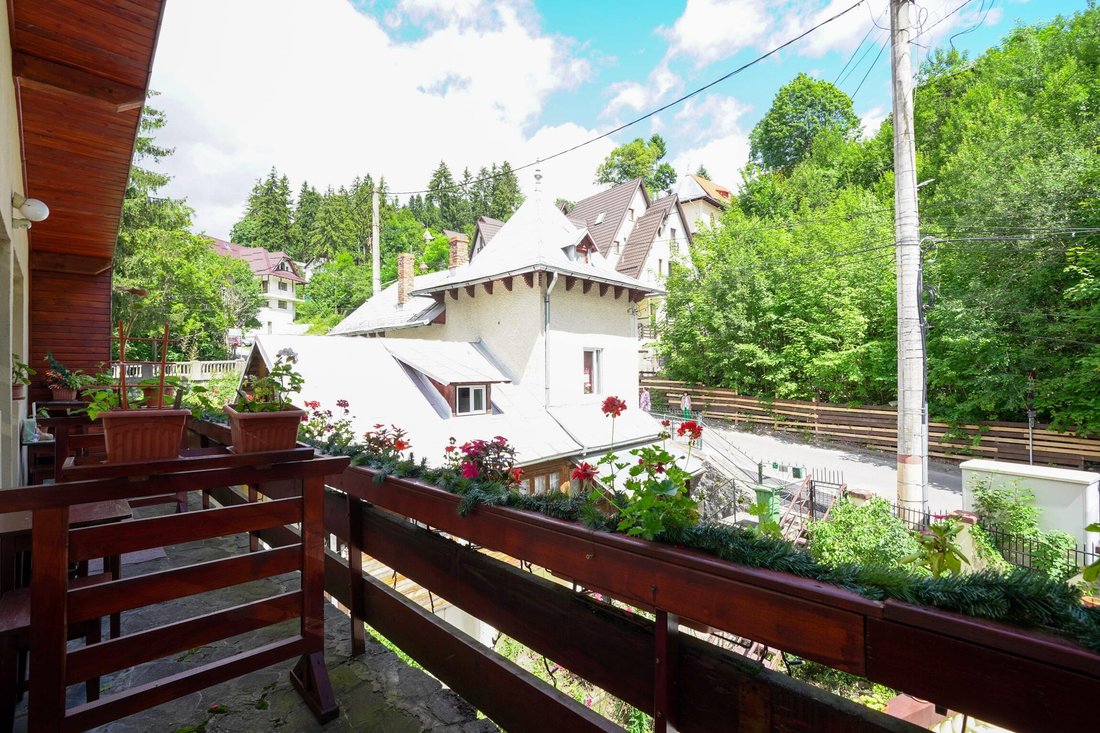 House in Sinaia, Prahova, Romania 3 - 13593654