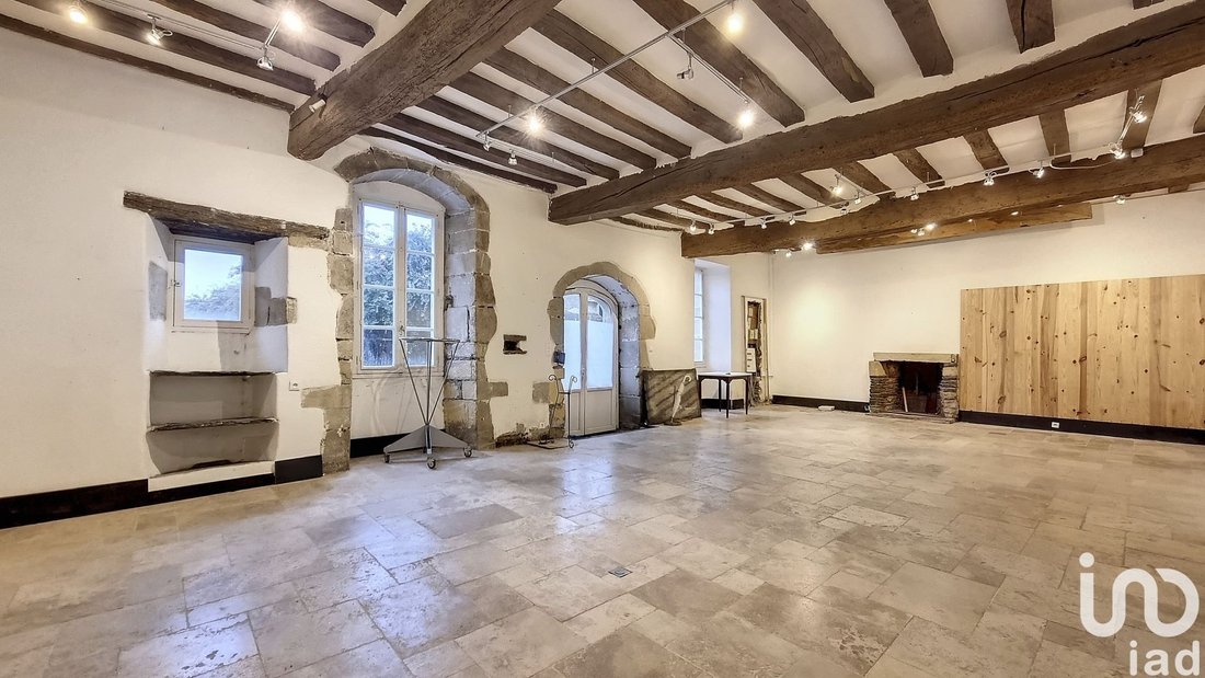 Vente Maison/Villa 4 Pièces In Rochefort En Terre, Brittany, France For