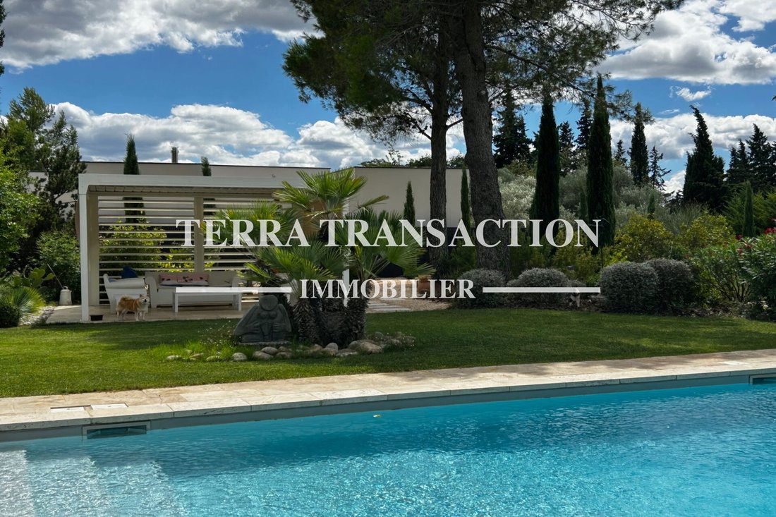 Villa in Uzès, Occitania, France 4 - 13598201