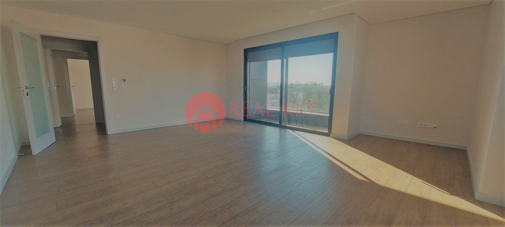 Apartment in Cedofeita, Santo Ildefonso, Se, Miragaia, Sao Nicolau e Vitoria, Porto District, Portugal 2 - 13600747