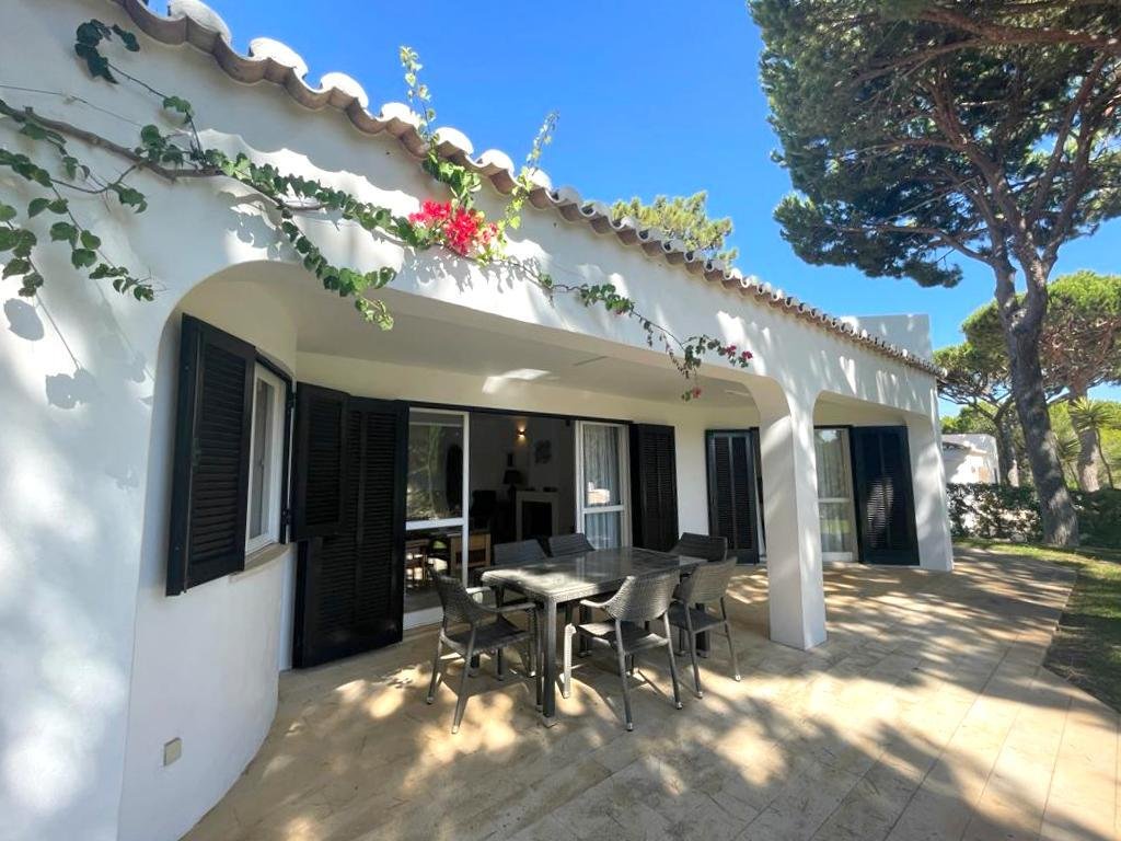 House in Praia dos Pescadores, Olhos de Agua, Portugal 1 - 13601965