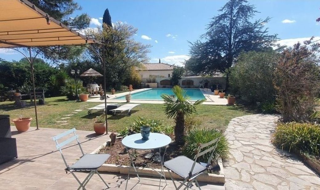 Vente Maison/Villa 6 Pièces In Rochefort Du Gard, Occitanie, France For