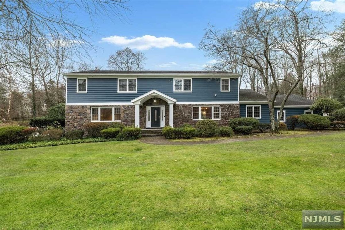 11 Berkshire Road In Woodcliff Lake, New Jersey, Stati Uniti In Vendita