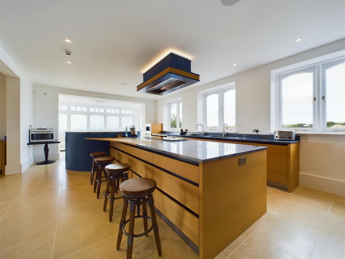 6 Bedroom Detached House For Sale In St Lawrence In Jersey, St Lawrence, Jersey For Sale (13603543)