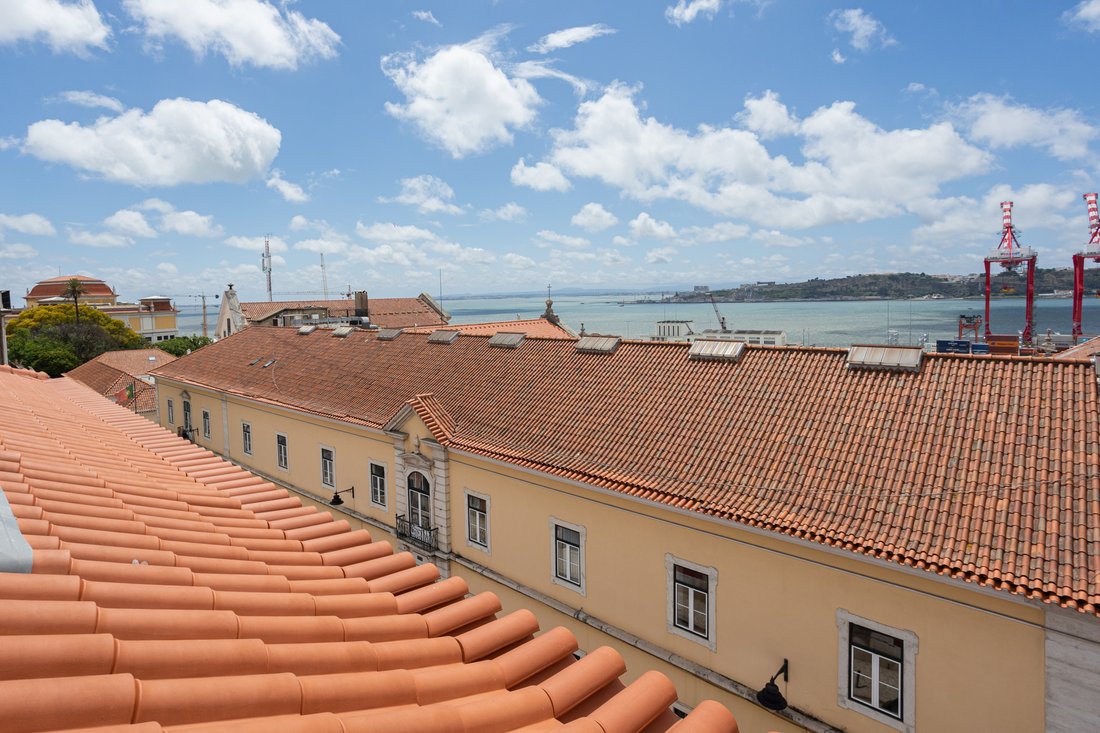 3 Bedroom Luxury Duplex In A Historic Palace, Lapa In Lisbon, Lisbon