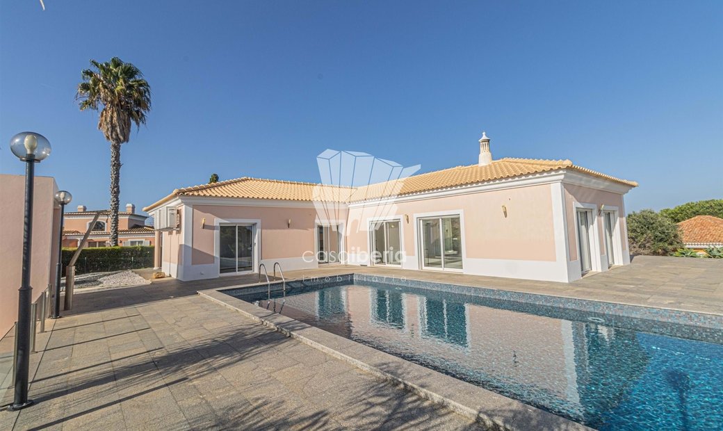 3 Bedrooms Villa Vale Da Lama Lagos In Odiáxere, Algarve, Portugal For
