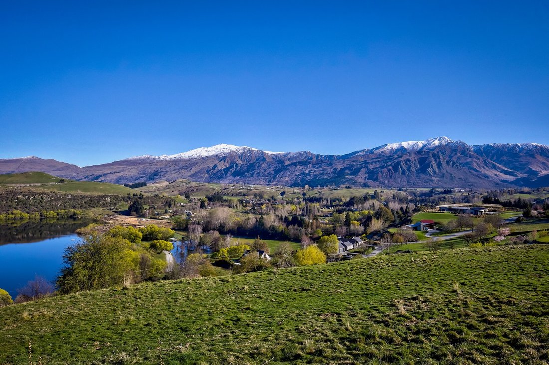Land in Lake Hayes, Otago, New Zealand 3 - 13608134