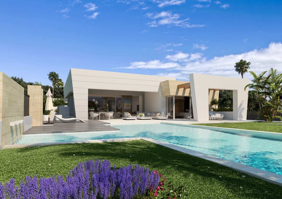 Villa in Marbella, Andalusia, Spain 1 - 13611937