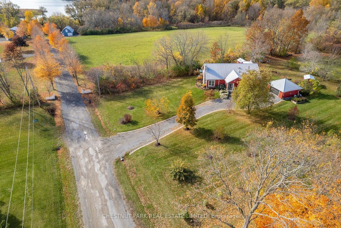 96 Smiths Bay Ave In Picton, Canada For Sale (13464564)