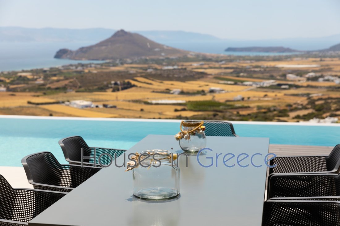 Villa in Paros, Aegean, Greece 2 - 13612492