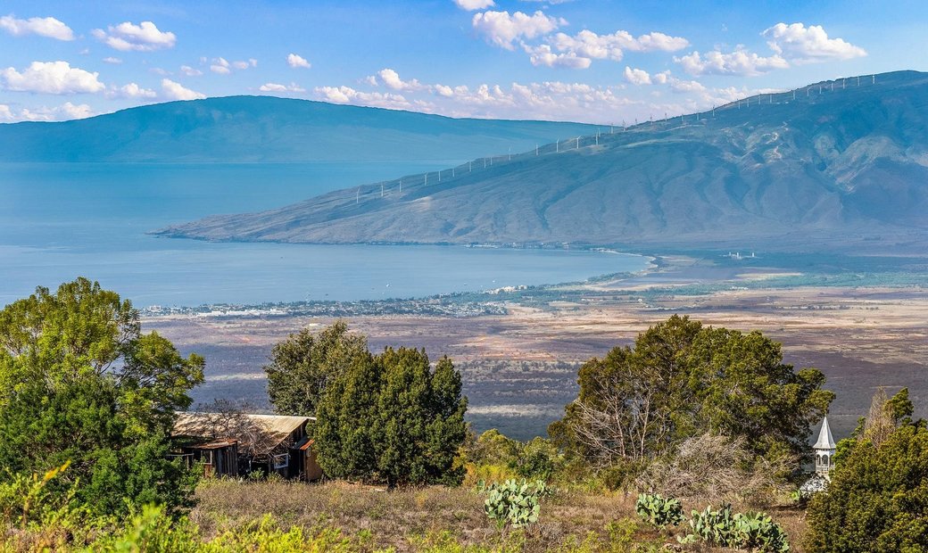 Expansive And Private Kula Parcel Ready For In Kula, Hawaii, United