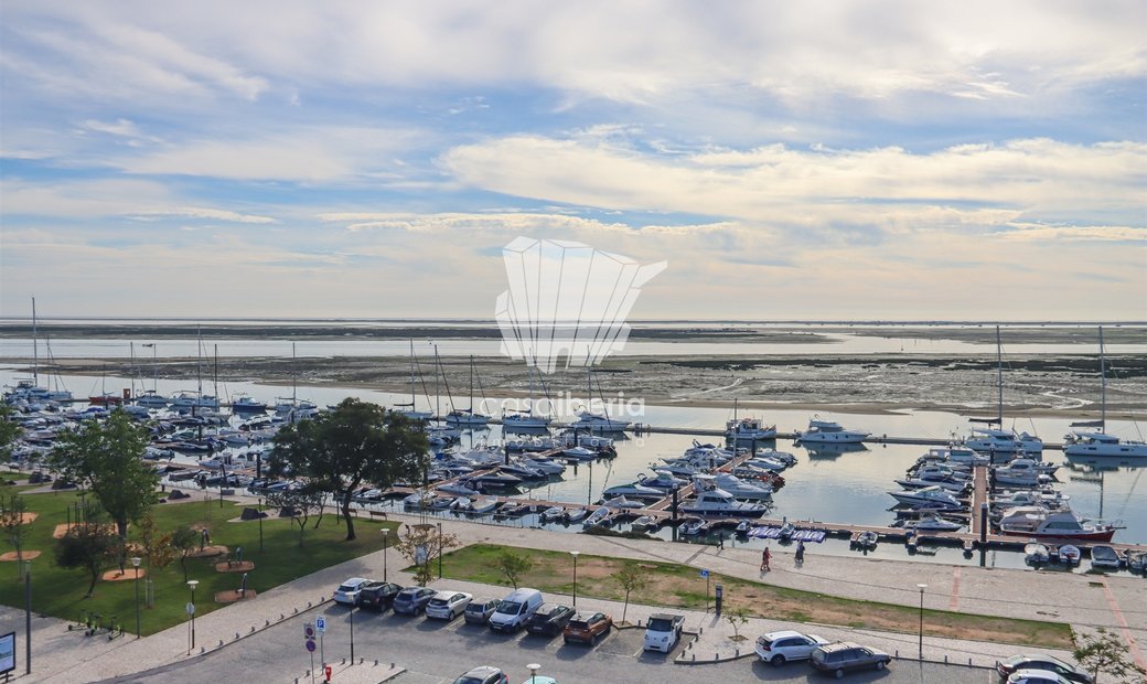 Modern Luxury At Olhao Marina Apartments In Olhão, Algarve, Portugal
