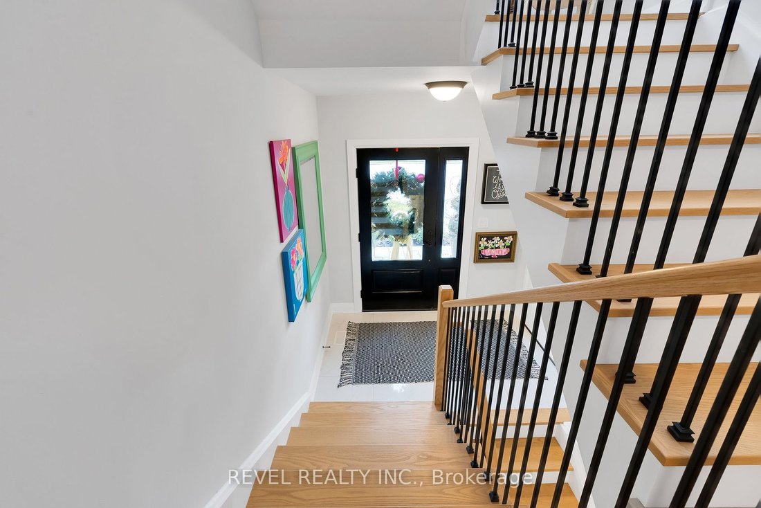 Bespoke Built Port Perry Luxury Home In Port Perry, Canada For Sale