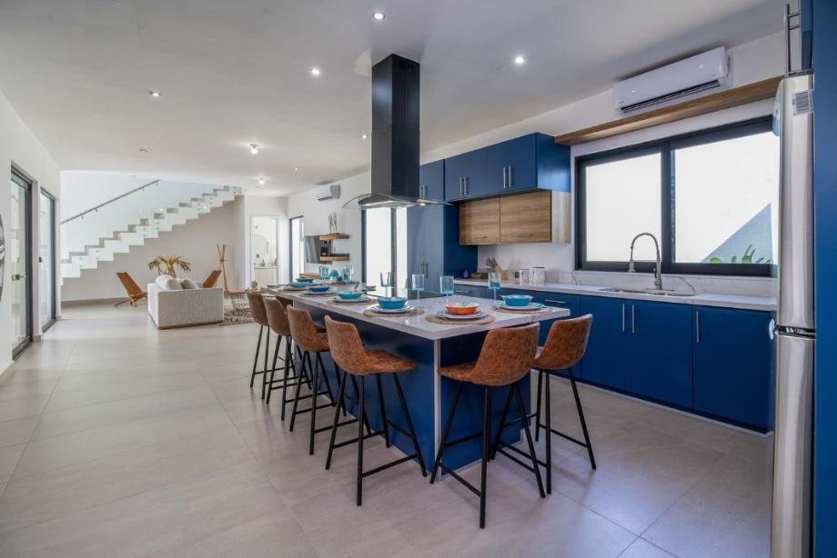 4 Bedrooms Single Family Detached In San Carlos, Sonora, Mexico For