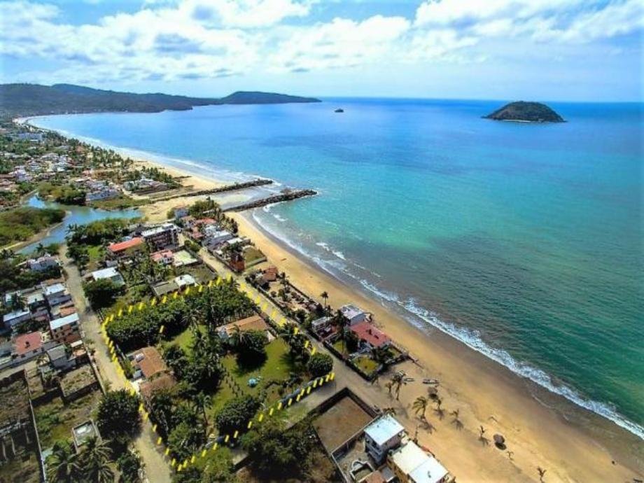 3 Bedrooms Single Family Detached In Rincón De Guayabitos, Nayarit
