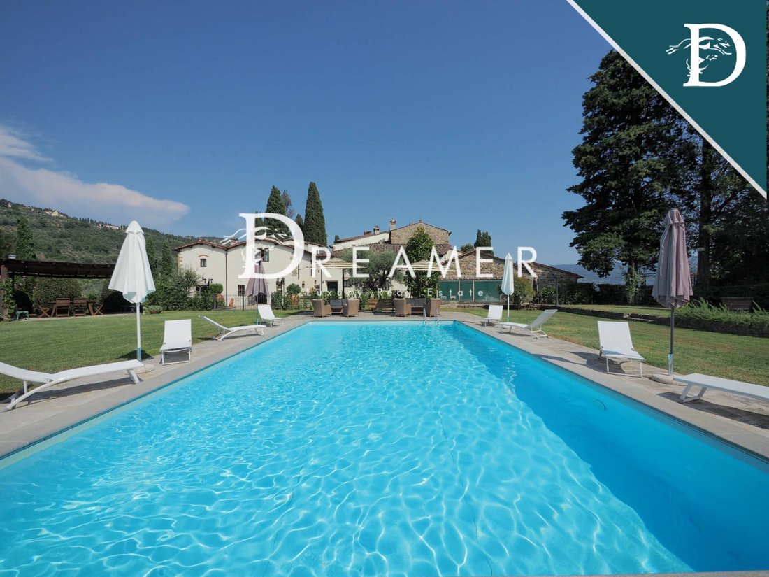 Villa in Pontassieve, Tuscany, Italy 1 - 13614919