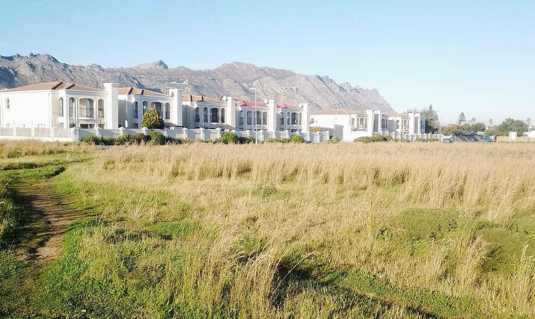 Prime 17731m2 Vacant Land In Whispering Pines, Dans Gordons Bay, South