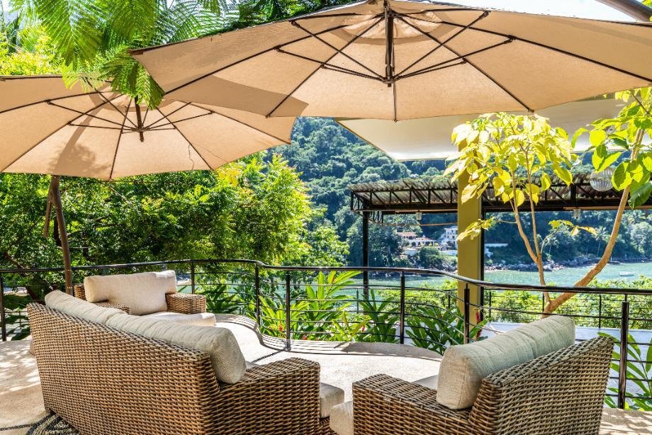 9 Bedrooms Single Family Detached In Boca De Tomatlan, Jalisco, Mexico