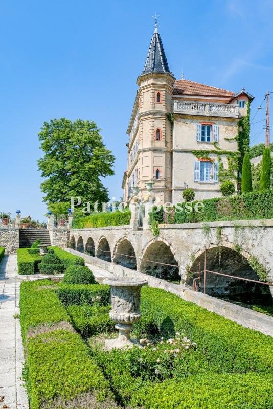 Le Rêve Provençal: A 17th-Century Château Whispering of Roses & Eternal Springs