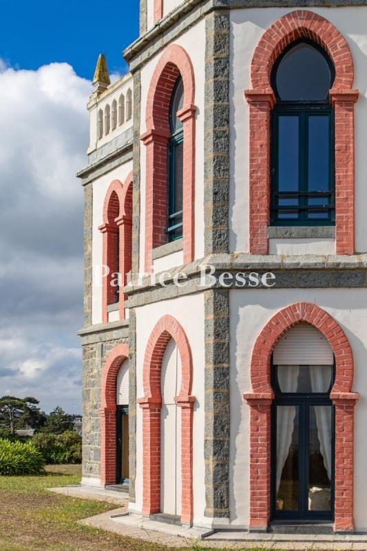La Villa Mauresque: Where Brittany’s Coast Meets Oriental Splendor