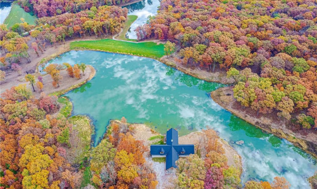 Single Family Detached Macon In Macon, Missouri, United States For Sale