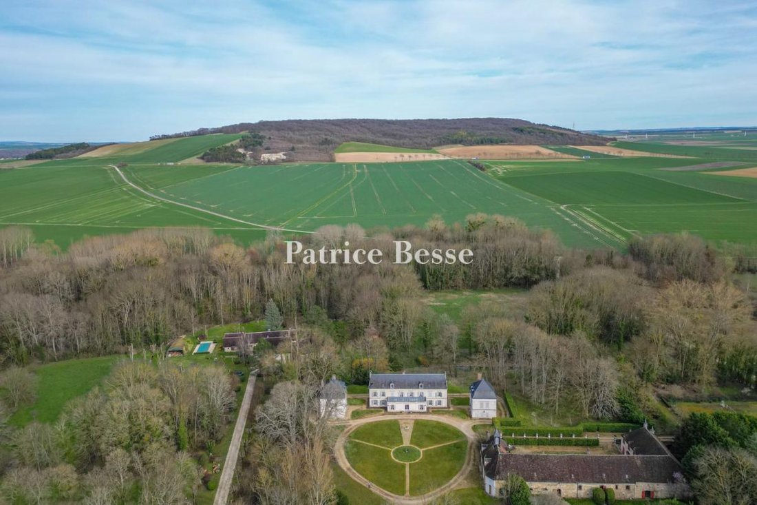 A Chateau With An Old Farm Complex In Joigny, Bourgogne Franche Comté
