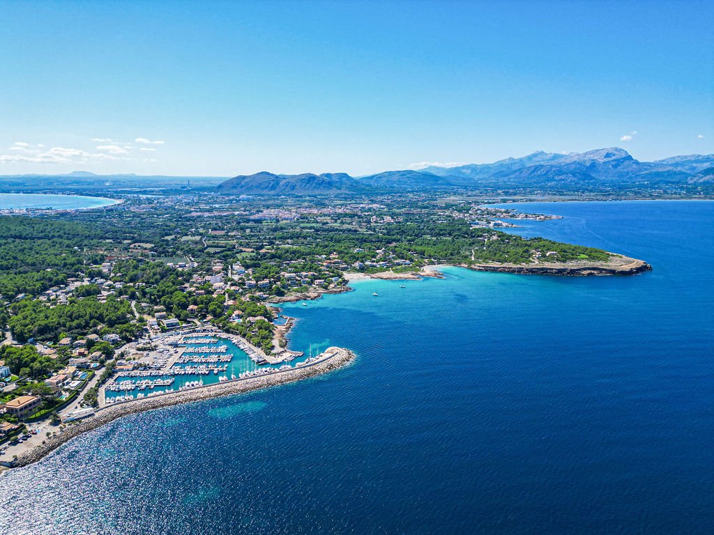 Villa in Alcudia, Balearic Islands, Spain 5 - 13619896